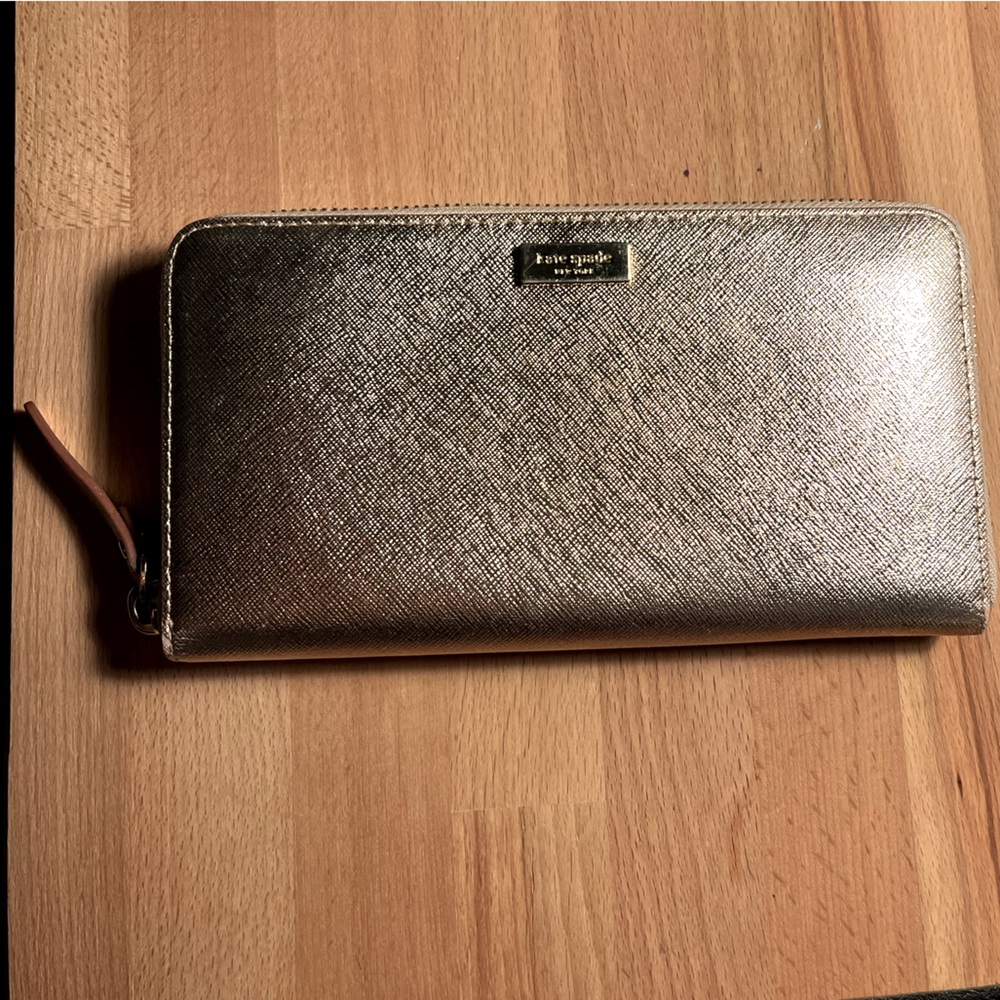 Kate Spade Long Zip Wallet in Rose Gold - EUC